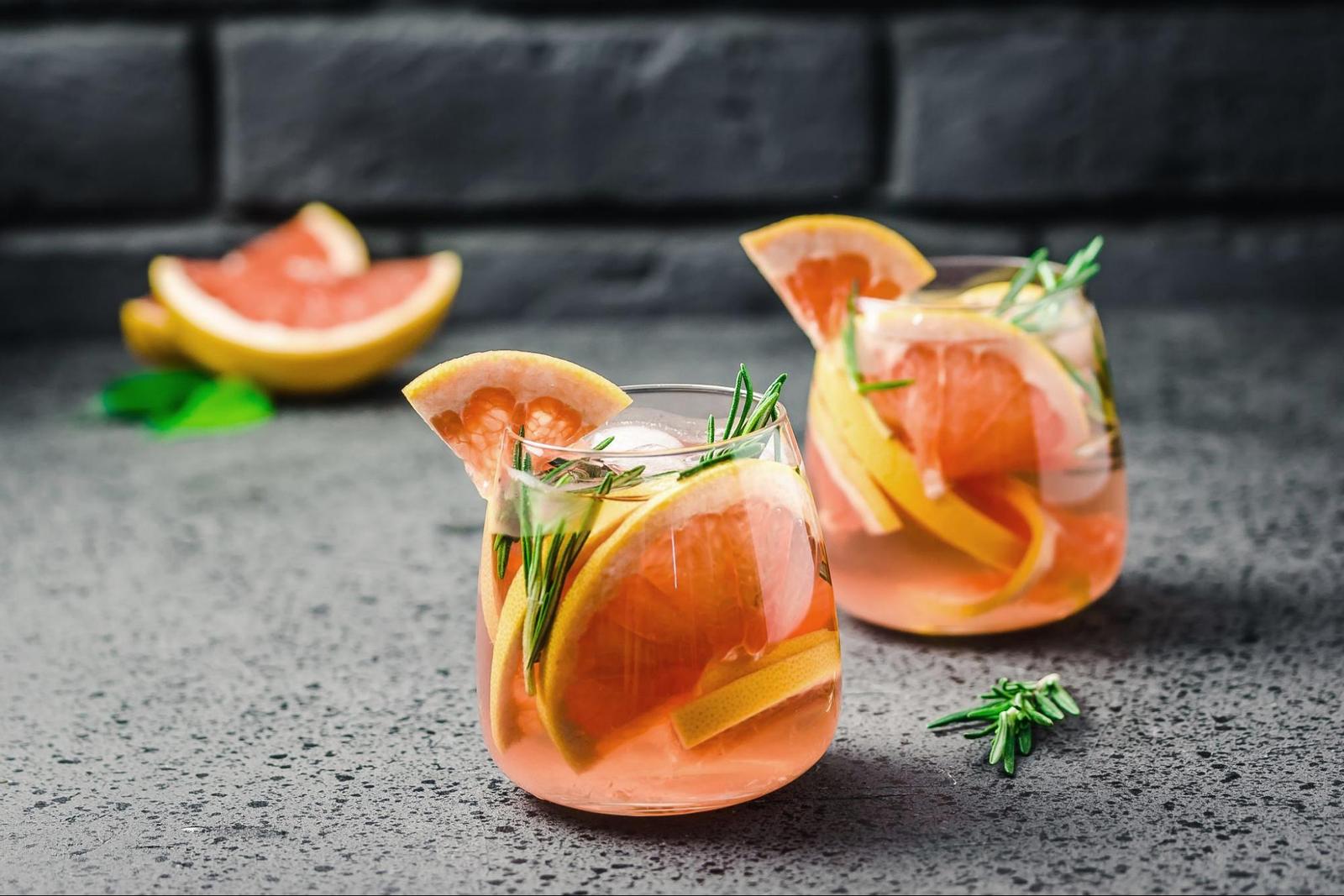 Alkoholfreie Cocktails mit Grapefruit